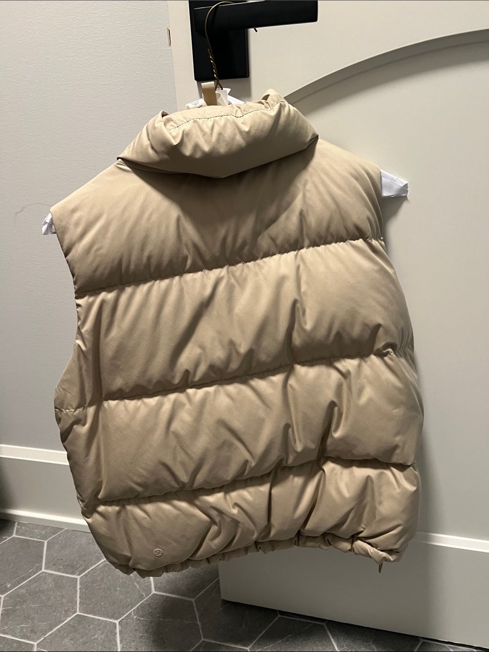 Lululemon Wunder puff vest - trench - Picture 2 of 4